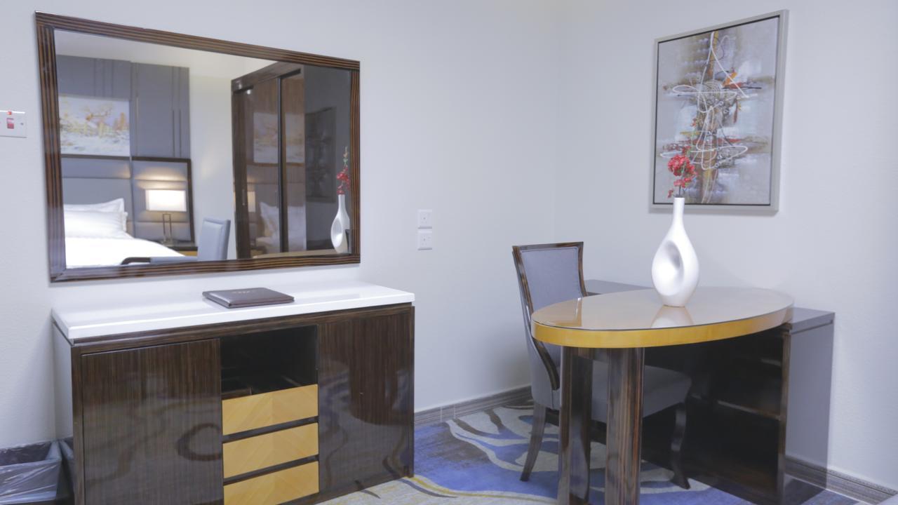 Niyaf Hotel Appartments คามิสมูชาอิท ภายนอก รูปภาพ