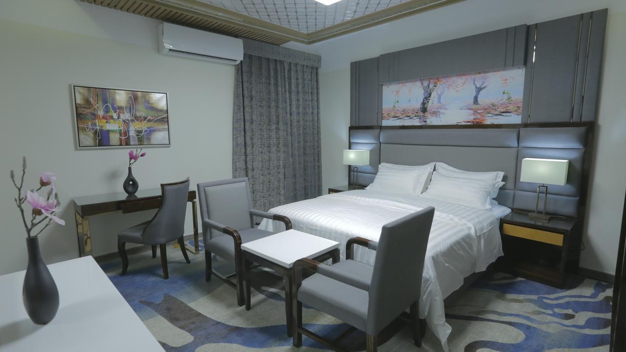 Niyaf Hotel Appartments คามิสมูชาอิท ภายนอก รูปภาพ