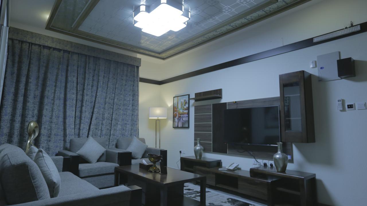 Niyaf Hotel Appartments คามิสมูชาอิท ภายนอก รูปภาพ